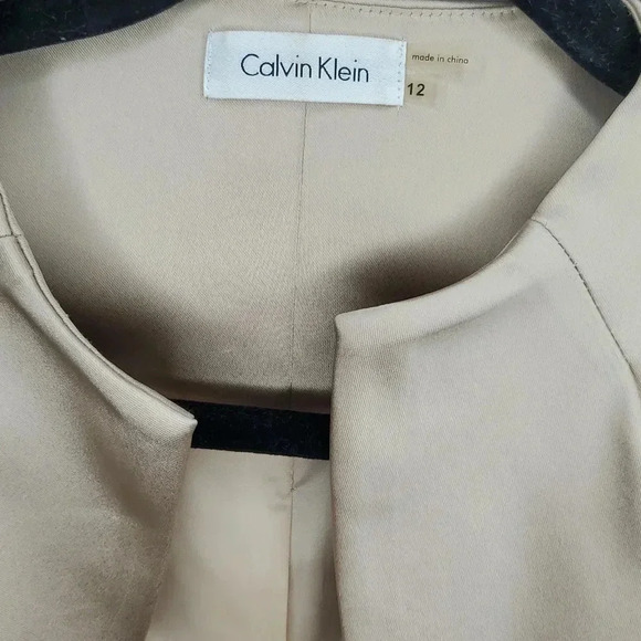 Calvin Klein Gold Fitted Dress & Jacket Set Size 12 - Picture 5 of 12